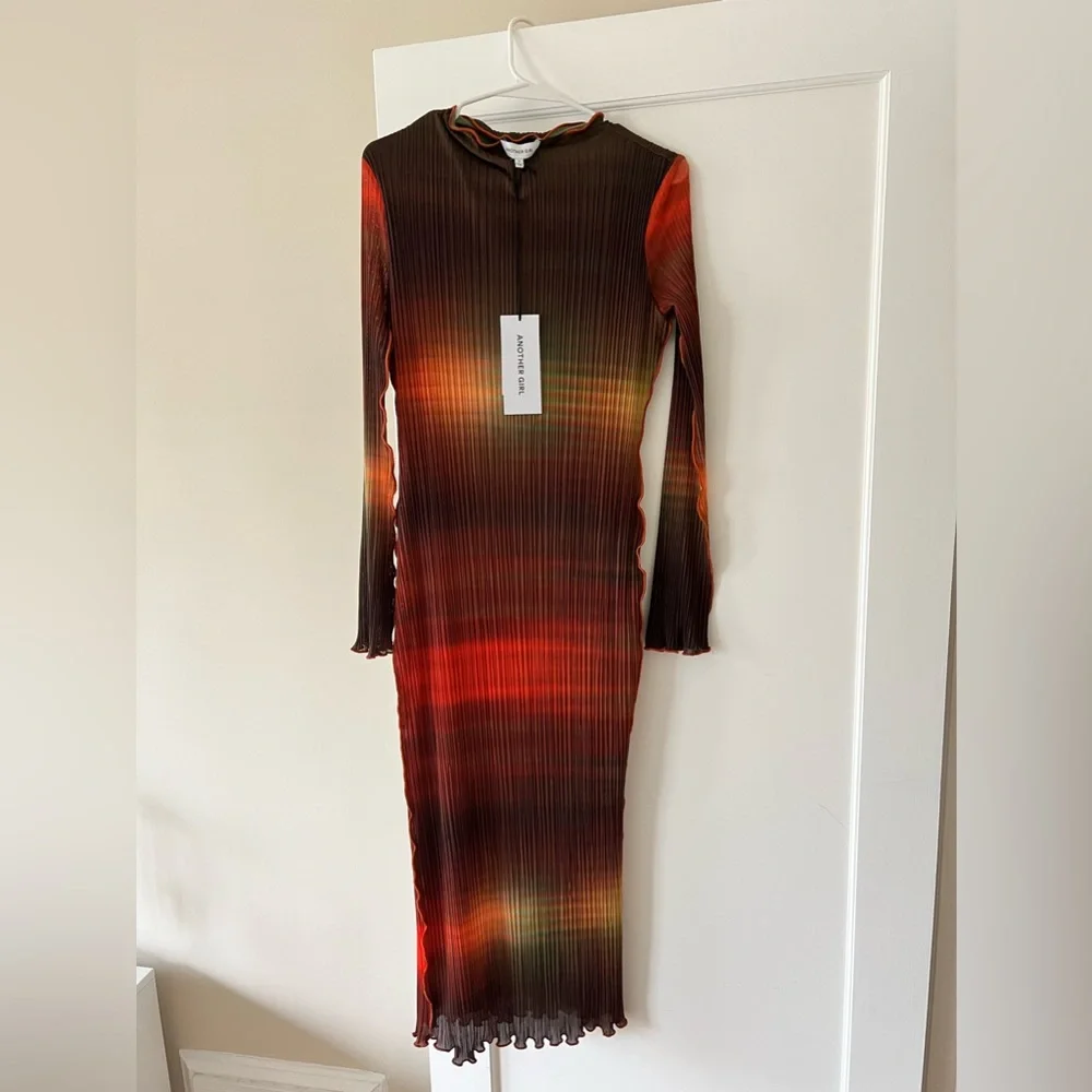 Faithfull the Brand Ombre Maxi Dress in Rust, Olive & Chocolate - Picture 4 of 7
